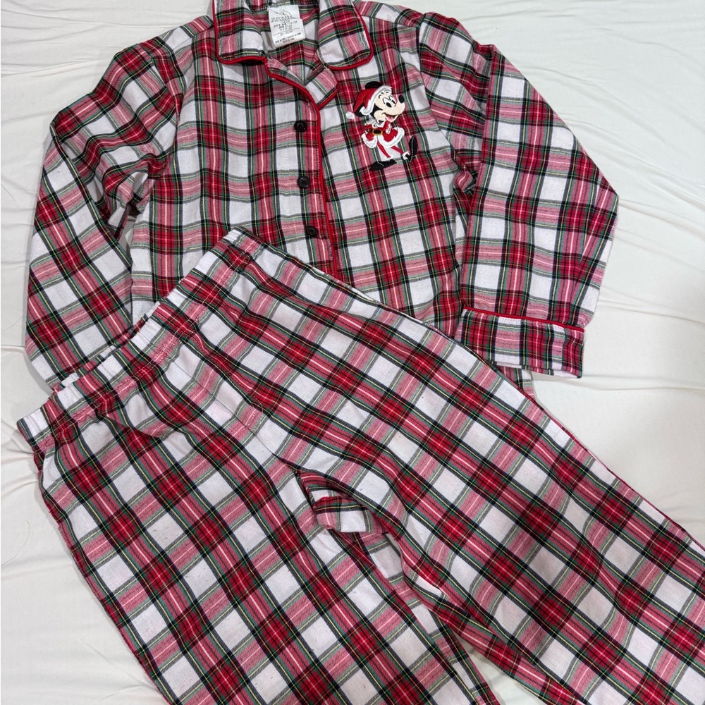 Disney Mickey Mouse Kids Plaid Holiday Pajamas sz. 5/6.